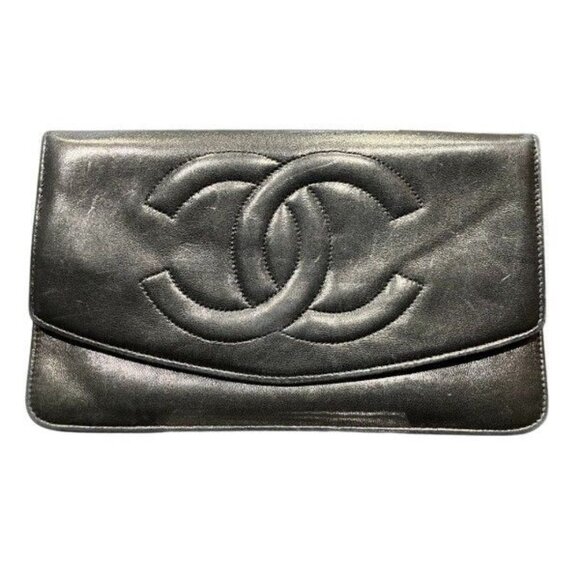 Chanel Lambskin CC Logo Bifold Wallet